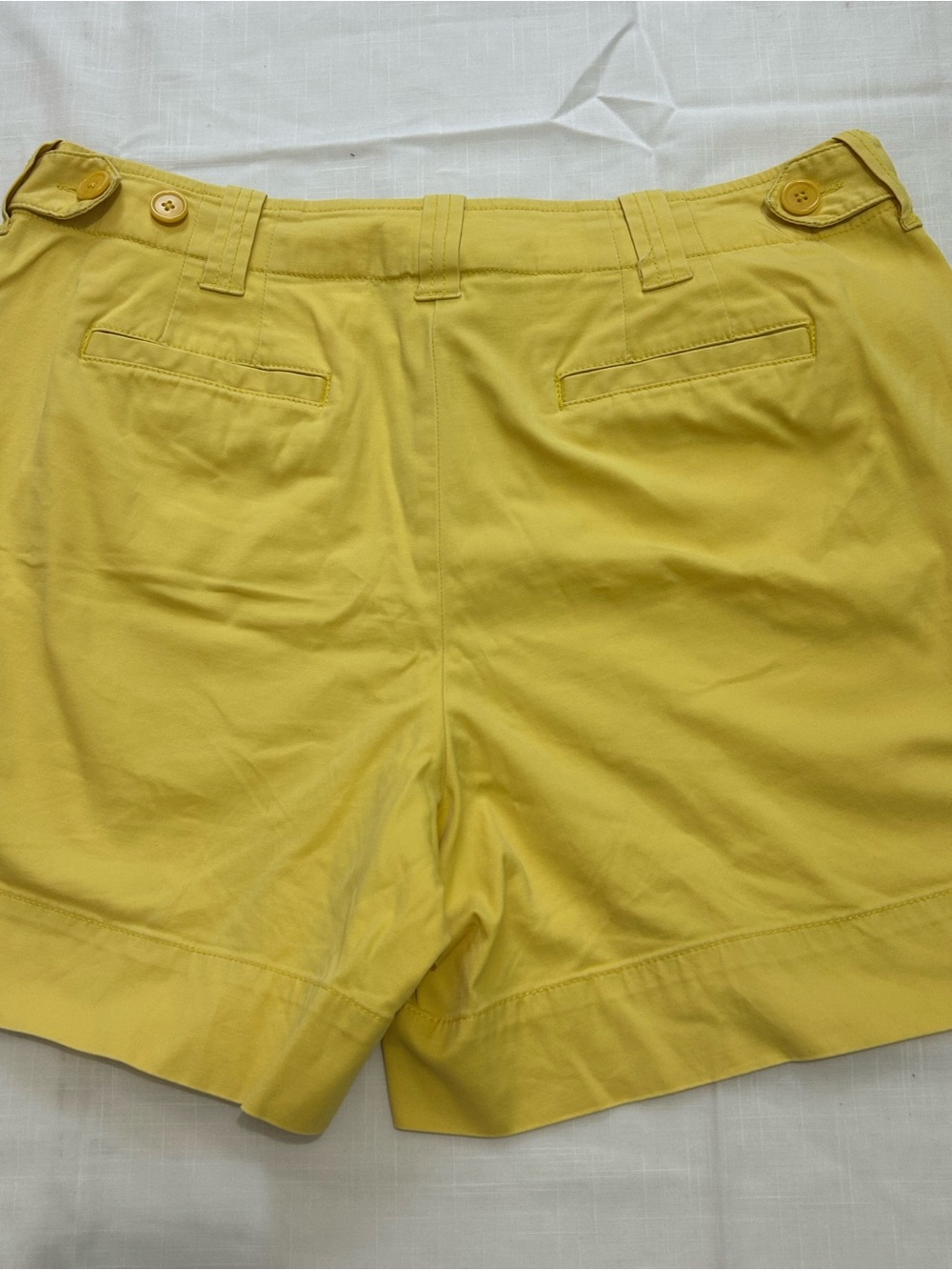 Talbots Shorts Women’s 
Yellow Womens Size 10 - Picture 4 of 11